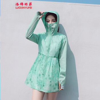 復(fù)古牛仔外套，穿出優(yōu)雅氣質(zhì)范