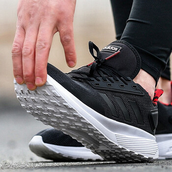 阿迪達(dá)斯（Adidas）跑步鞋F(xiàn)37006/紅黑跑鞋 44.5