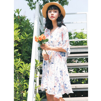 未知 碎花 開衩，綁帶，印花 連衣裙