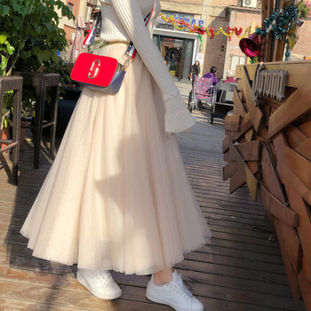 復(fù)古短裙，打造甜美小仙女