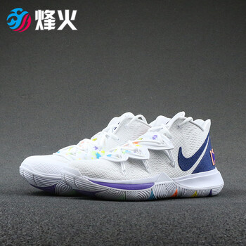 實(shí)戰(zhàn)籃球鞋，助力運(yùn)動(dòng)兩不誤