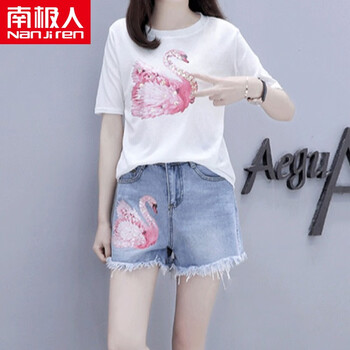 高腰牛仔褲，微胖妹子的百變?cè)煨? title=
