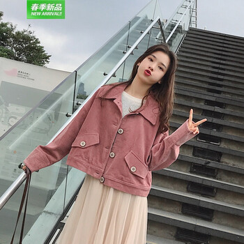 微胖女孩，時(shí)尚百搭風(fēng)衣來(lái)助力
