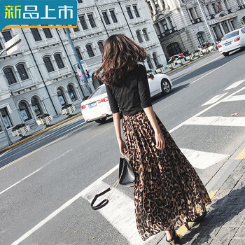 百搭高腰半身裙，打造浪漫女神