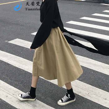 純色半身裙，告別微胖界