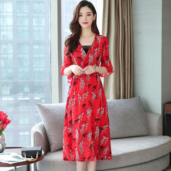 印花連衣裙，穿出優(yōu)雅氣質(zhì)范