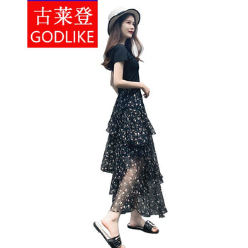 性感露肩短裙，打造優(yōu)雅小仙女