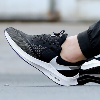 NIKE跑步鞋AQ7497-001 42