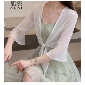 寬松牛仔外套，讓你的運(yùn)動(dòng)更簡(jiǎn)單