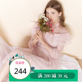 時尚系帶連衣裙，讓你賺足回頭率