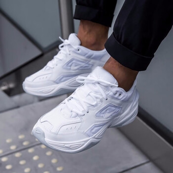 耐克（NIKE）跑步鞋白色AV4789-101 