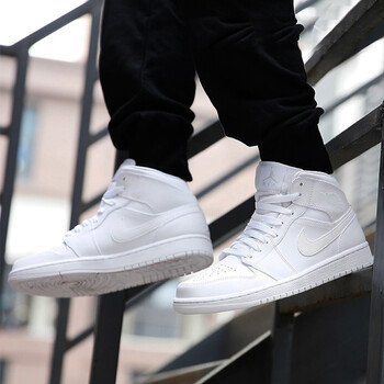 耐克（NIKE）籃球鞋554724-129 AJ1全純白荔枝皮 40.5
