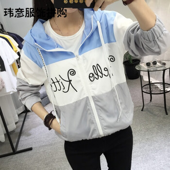 長(cháng)腿型男，寬松連衣裙顯氣質(zhì)