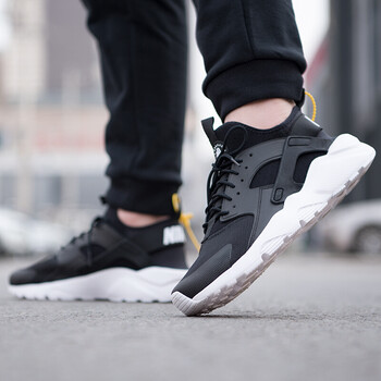 耐克（NIKE）跑步鞋2019年春夏新款819685-016 