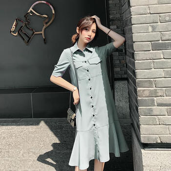 純色連衣裙，讓你性感又顯瘦