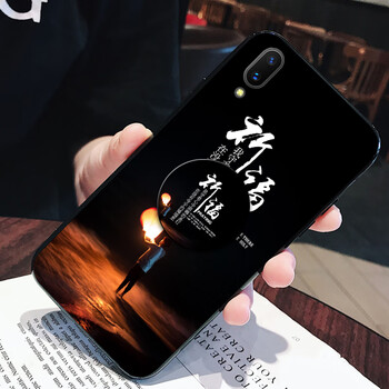 時尚蘋果，硅膠手機(jī)殼保護(hù)你