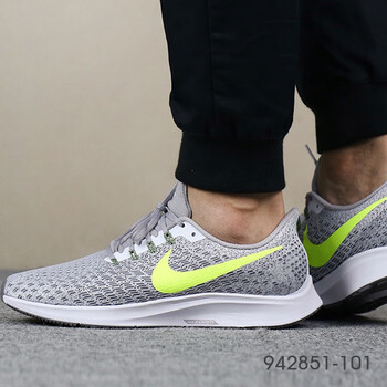 NIKE跑步鞋942851-101 42