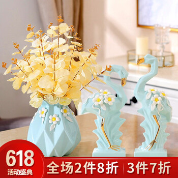 精美玻璃擺件，裝點(diǎn)客廳藝術(shù)感