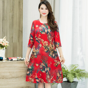 清新條紋連衣裙，打造性感女神