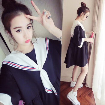 寬松半身長裙，打造甜美小臉
