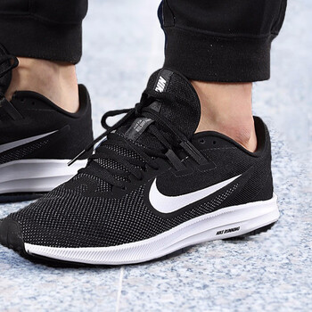耐克（NIKE）跑步鞋2019夏季新款A(yù)Q7481-002 