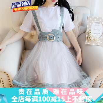 時(shí)尚小白裙，打造甜美少女風(fēng)