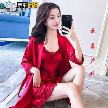 印花連衣裙，打造性感小公舉