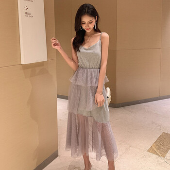 寬松休閑連衣裙，打造時(shí)尚小仙女