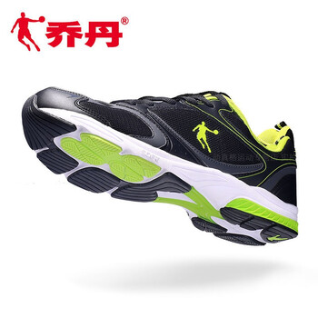 運(yùn)動系帶跑鞋，讓你的耳朵懷孕