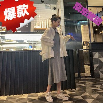 純色裙，塑造優(yōu)雅小仙女