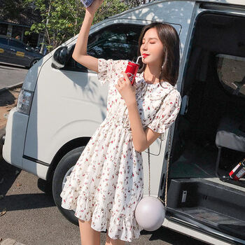荷葉袖上衣，打造優(yōu)雅小仙女