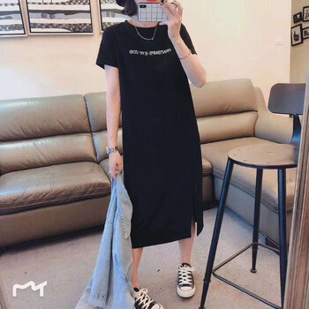 百搭字母連衣裙，打造性感小仙女