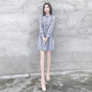 優(yōu)雅蕾絲連衣裙，打造時(shí)尚女人味