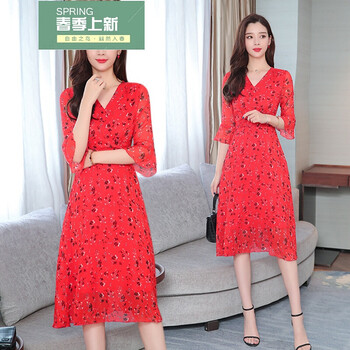 清新蕾絲裙，打造浪漫女神