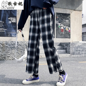 簡約修身牛仔褲，塑造時尚女神