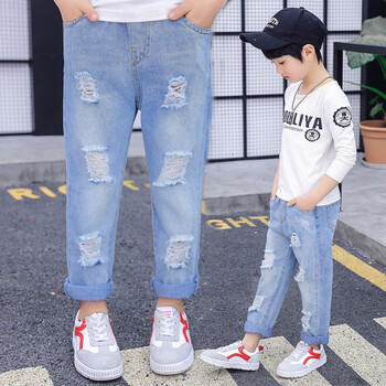 小男孩牛仔褲子