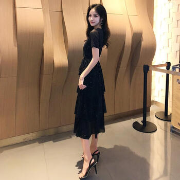減齡小白裙，打造青春少女感
