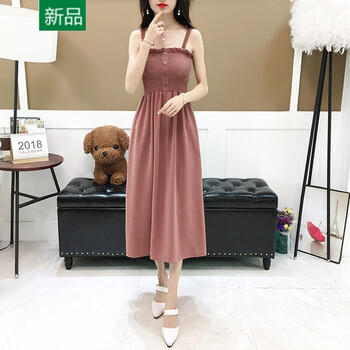純色小白裙，打造優(yōu)雅少女感