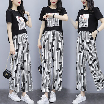 思琪琪（SIQIQI） 立體剪裁，印花 短袖 T恤 女 圓領(lǐng)