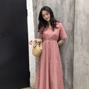 復(fù)古蕾絲裙，打造你的文藝女神