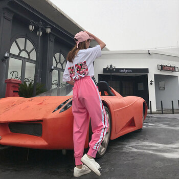時尚百搭短袖，穿出青春活力范
