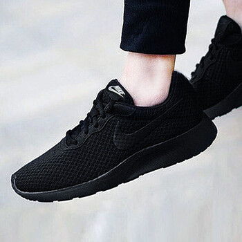 耐克(Nike)跑步鞋純黑/812655-002 