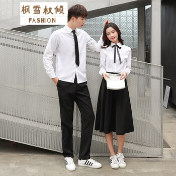 純色印花連衣裙，讓你賺足回頭率