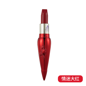 滋潤雙唇，絲絨口紅讓你遠(yuǎn)離干裂