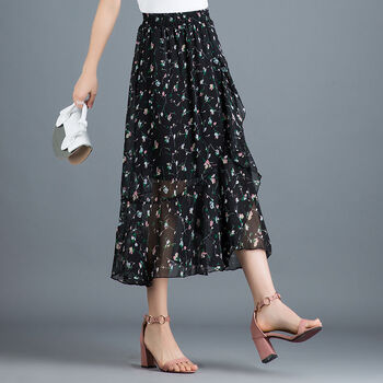 復古絲絨半身裙，打造性感小仙女