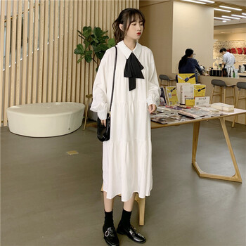 純色蕾絲裙，打造優(yōu)雅女人味