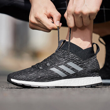 阿迪達斯（Adidas）跑步鞋G26429黑色+五度灰 