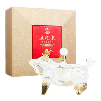 醇香白酒，盡享舌尖的美味
