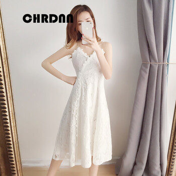 赤典（CHRDNN） 純色 露背，拉鏈，蕾絲 連衣裙