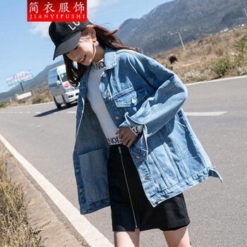 純色外套，打造街頭潮男范